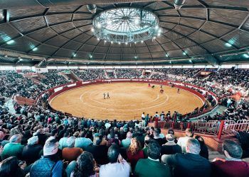 Éxito artístico y lleno en festival de La Flecha