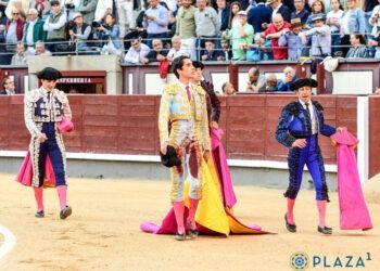 Los cojones delante del toro, no después