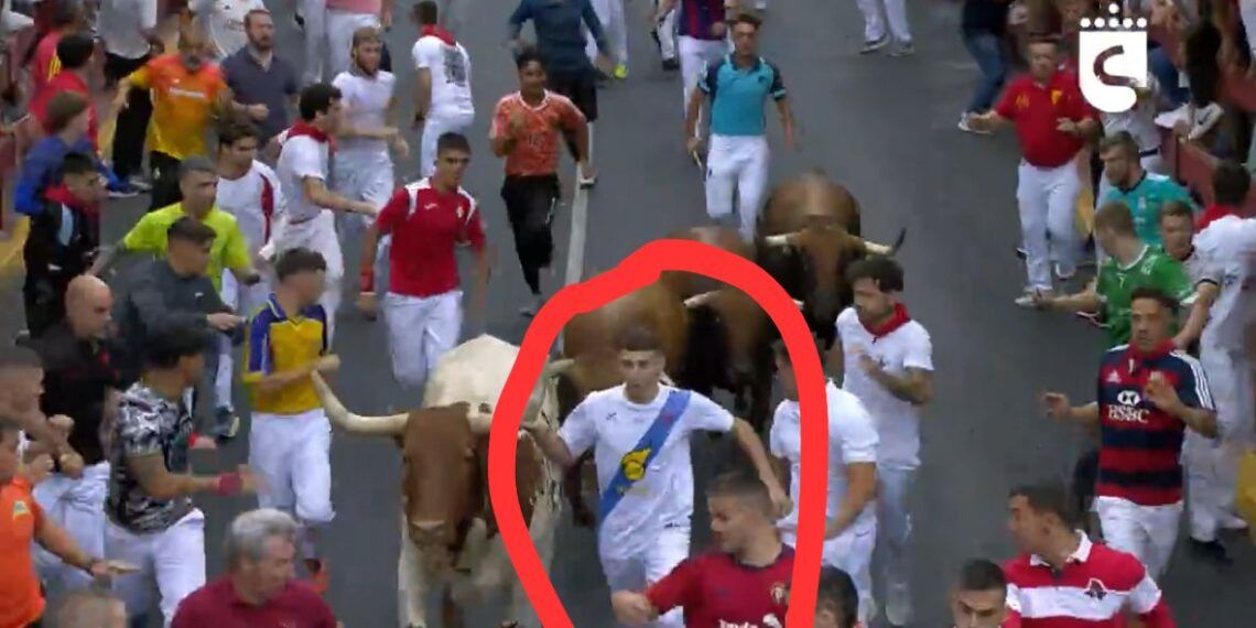 VÍDEO | “La mejor carrera del encierro”: en la calle Real, delante de tres toros y con el respeto que muchas veces falta
