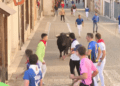 Complicado y peligroso encierro con toros de Rosa Rodríguez en Cuéllar: un jinete y varios caballos resultan heridos