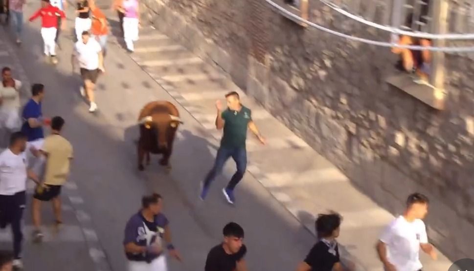En vídeo, el tercer encierro y capea en Arganda del Rey, con novillos de Los Maños y toros de distintas ganaderías