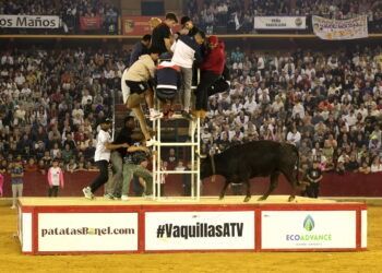 La empresa de Zaragoza y Aragón Televisión alcanzan un acuerdo para la retransmisión de las Vaquillas del Pilar