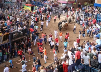 À Punt retransmitirá en directo los encierros de la Fira d’Onda 2026: La Quinta, Veiga Teixeira y Santiago Domecq, los hierros protagonistas