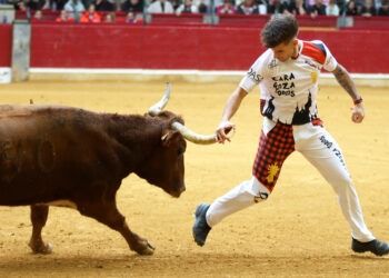 VÍDEO | Así ha sido la emocionante octava mañana vaquillera en Zaragoza con reses de Las Ventas y J.L. Cuartero