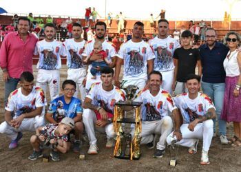 CLASIFICACIÓN | «El Peque» líder, «El Peta» recorta distancias y Said Embeyrik recupera el tercer puesto